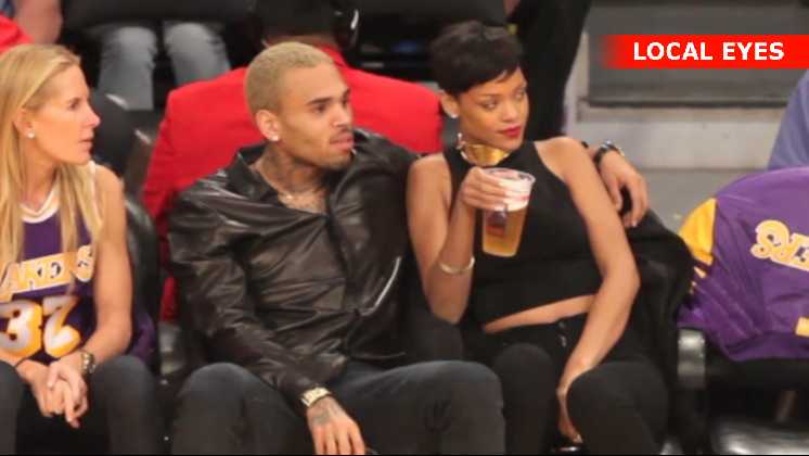 Rihanna og Chris Brown viser sig sammen offentligt