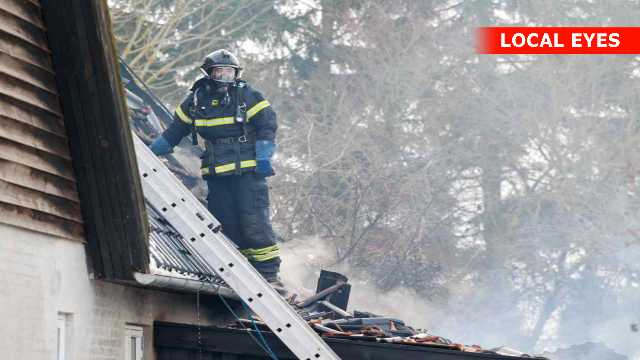 Brand i udhus spredte sig til bolig på Gl. Tåstrupvej Holbæk.