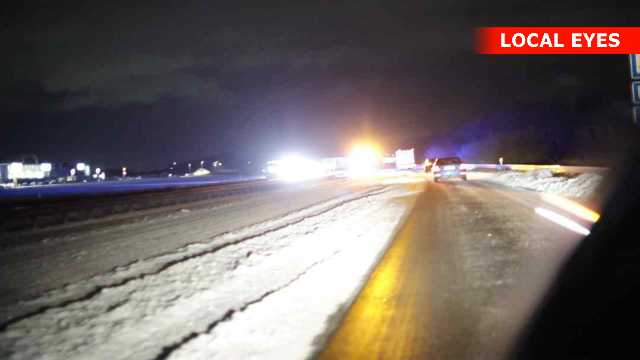 Lastbil ‘sakset’ rundt på Fynske Motorvej