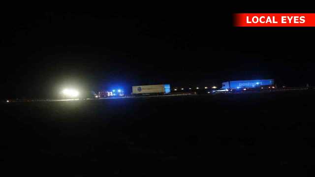 Lastbil ‘sakset’ rundt på Fynske Motorvej