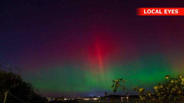 Kraftig nordlys på himlen over Danmark