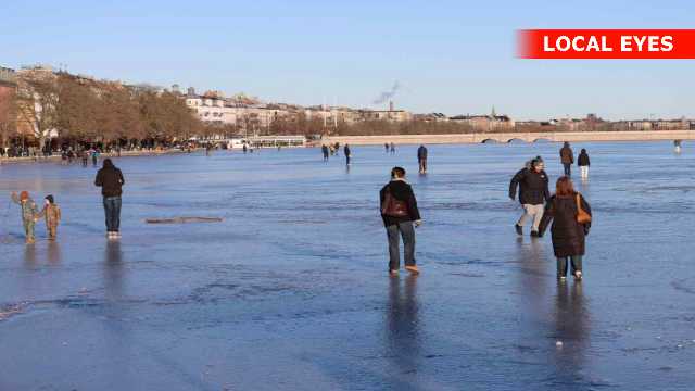 !!Mange københavnere er ude på isen - Københavns Politi advarer herimod