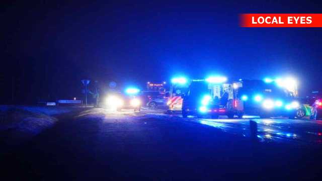 !!Alvorlig ulykke to biler kørt frontal sammen