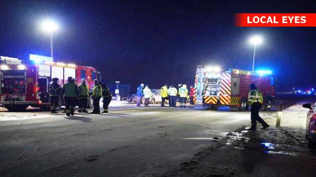 !!Alvorlig ulykke to biler kørt frontal sammen