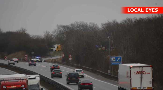 Alvorligt uheld på rasteplads på E20 - med fastklemt